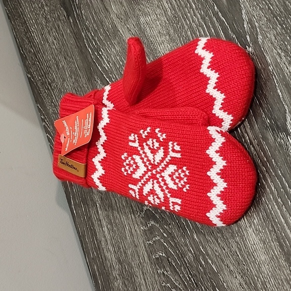 Tim Hortons Accessories - Tim Hortons Foundation Camps Winter Snowflake Knit Fleece Mittens